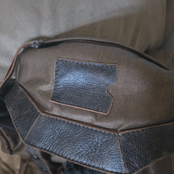 Handcrafted Brown Waxed Canvas Backpack with Leather Trim – Vintage Rucksack - Picture 8 of 8